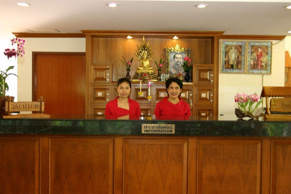 Lägenhetshotell Ratana Hill Patong